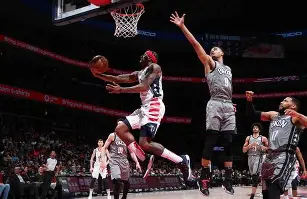 九游体育官网-华盛顿奇才发布备战花絮，加时末段强势反弹，足总杯任务艰巨，医务组通报恢复