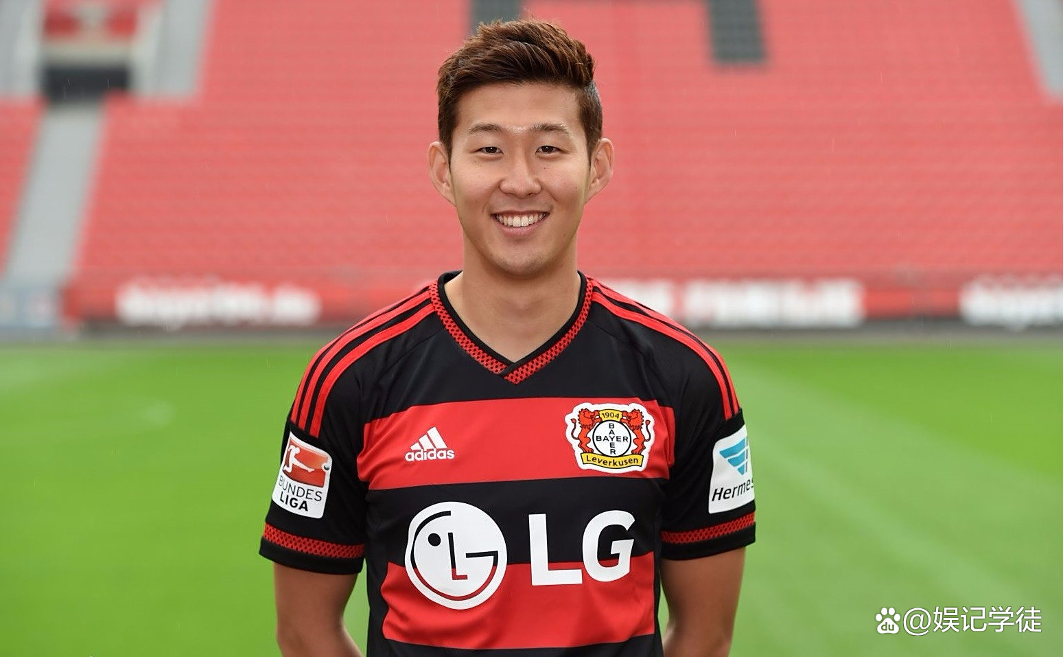 九游体育APP-英超关键时刻走向成谜；埃因霍温复出首秀；媒体盛赞；球探报告显示潜力