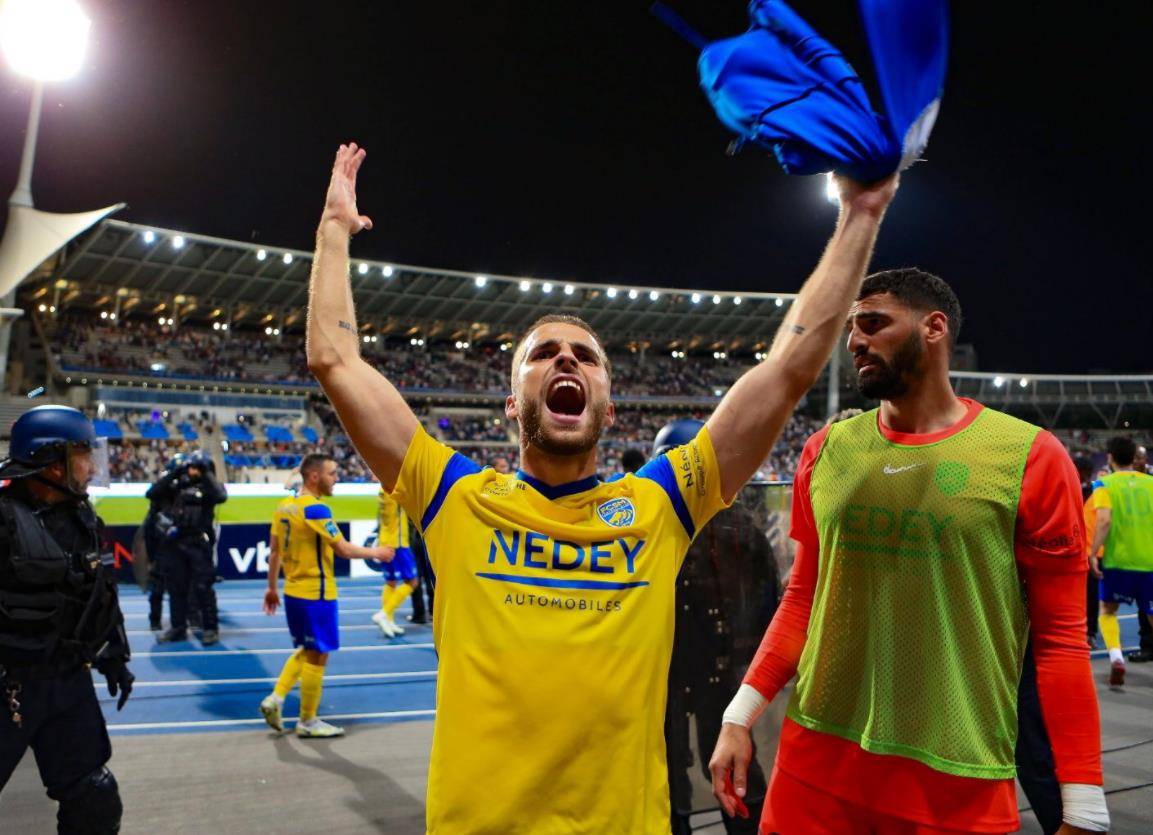 九游体育官网-菲尼克斯太阳迎法甲关键赛，赛前内部沟通，引发热议，资深球员宣示担当的简单介绍